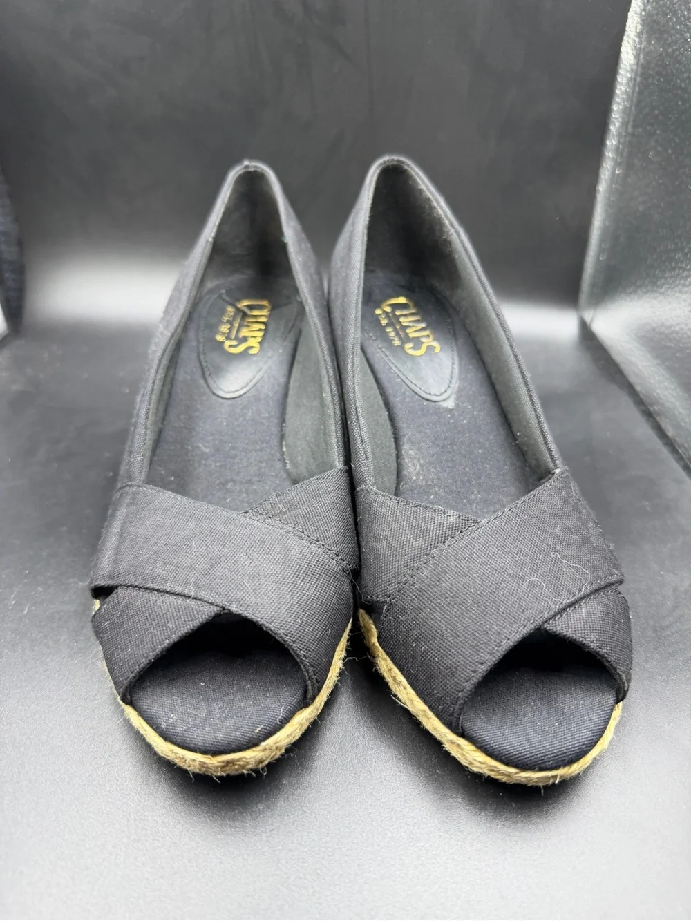 Chaps black wedges